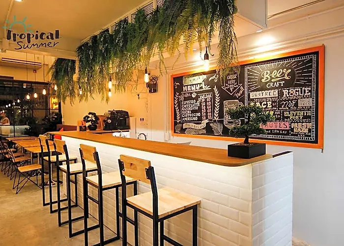 Tropical Summer Cafe & 2* Bangkok
