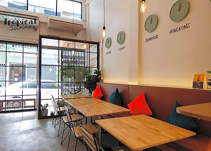 Tropical Summer Cafe &